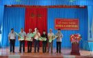 Đảng bộ xã Vĩnh Hòa tổ chức Lễ trao tặng huy hiệu Đảng và hội nghị sơ kết công tác Đảng 6 tháng đầu năm, triển khai mục tiêu, nhiệm vụ 6 tháng cuối năm 2021
